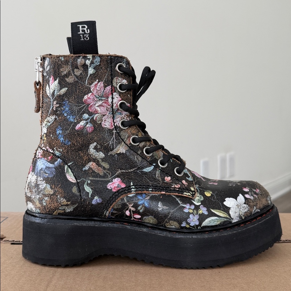 R13 single-stack lace-up boots